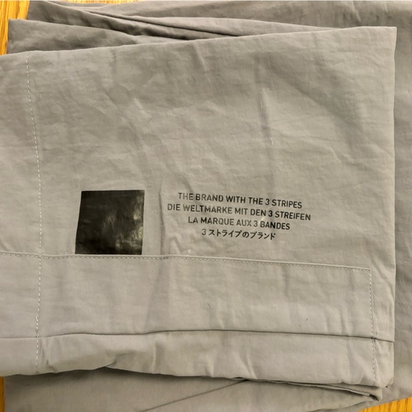 Adidas Cropped Jogger - Picture 3 of 4